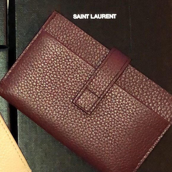 ♥️SOLD♥️Saint Laurent Burgundy Card Holder - Picture 2 of 7